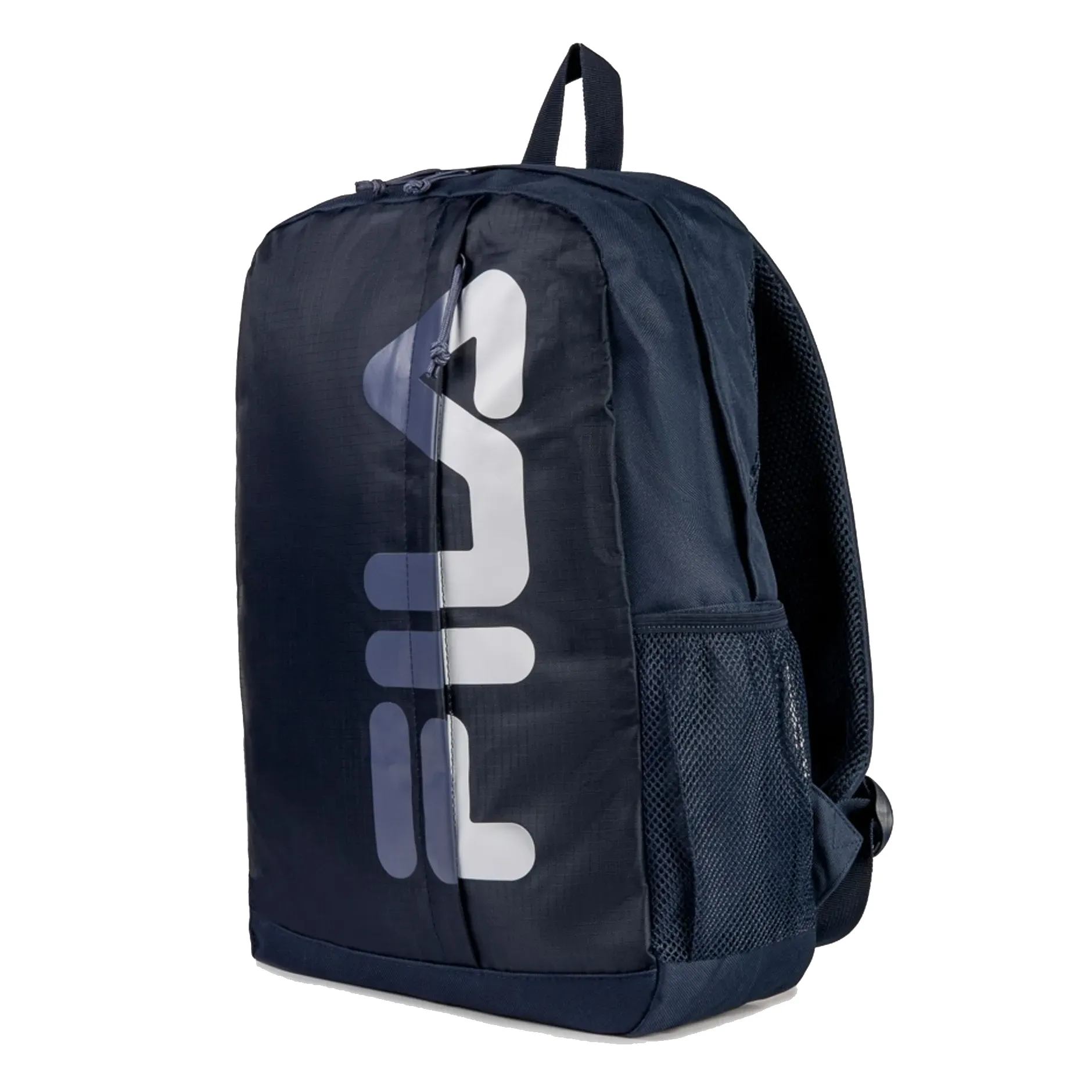 Mochila esportiva FILA azul marinho com logo branco, vista lateral com alças acolchoadas e bolsos laterais